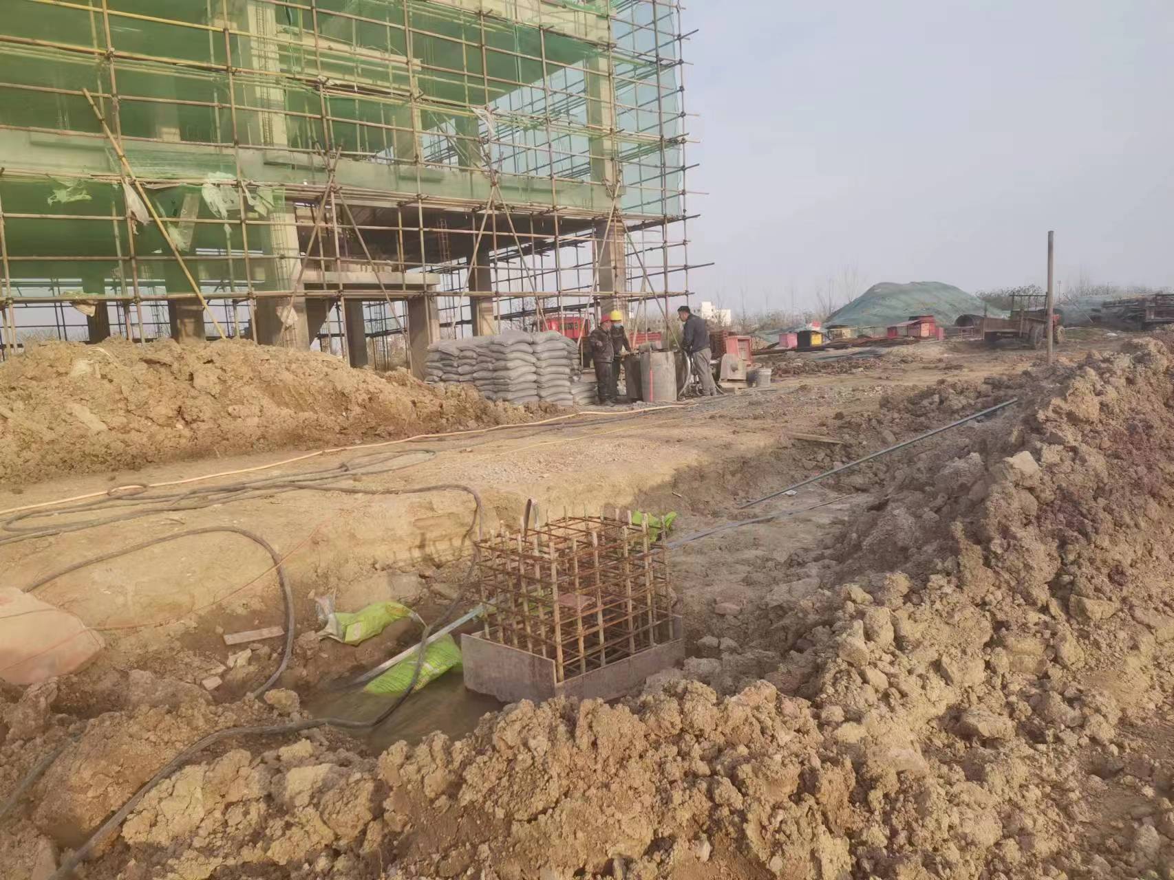 滨江当桥梁出现裂缝的时候应该及时加固修补